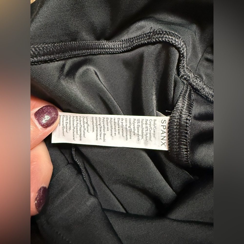SPANX faux leather cropped 19” inseam Black Leggings - Picture 6 of 9